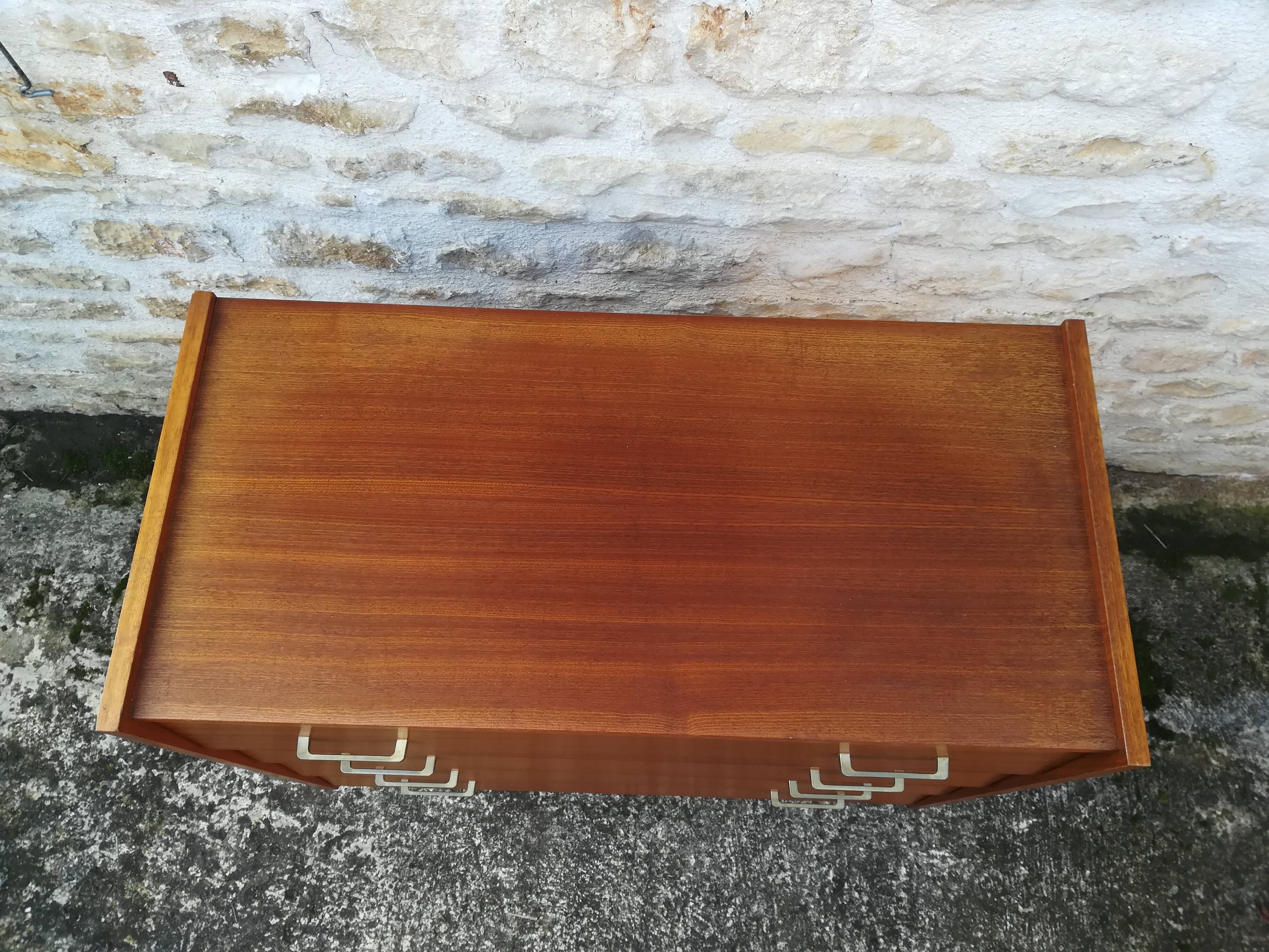 Commode vintage