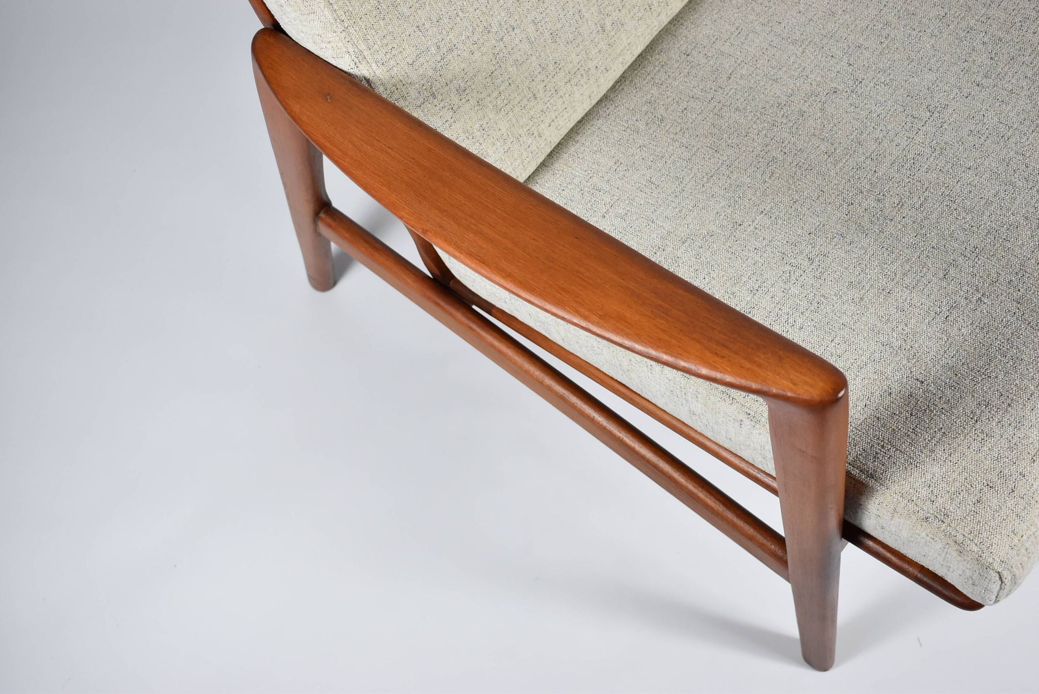 Fauteuil d'origine entièrement restauré, icône scandinave des années 60