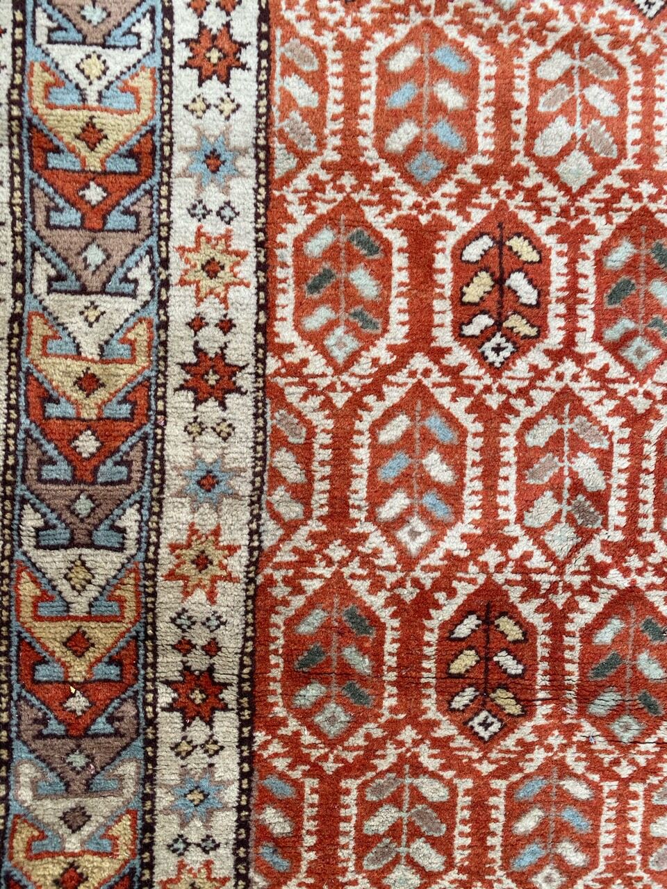 Tapis turc Anatolie 112x145 cm