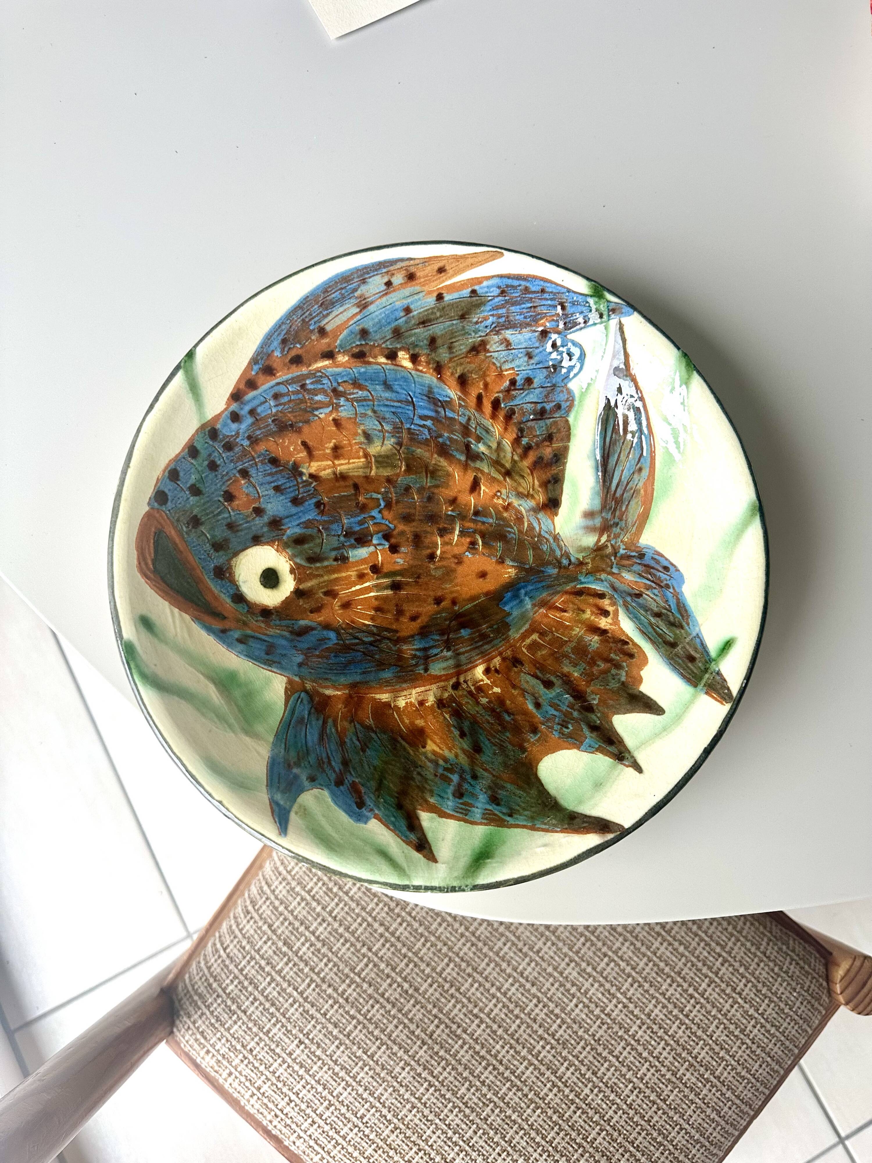 Puigdemont fish plate