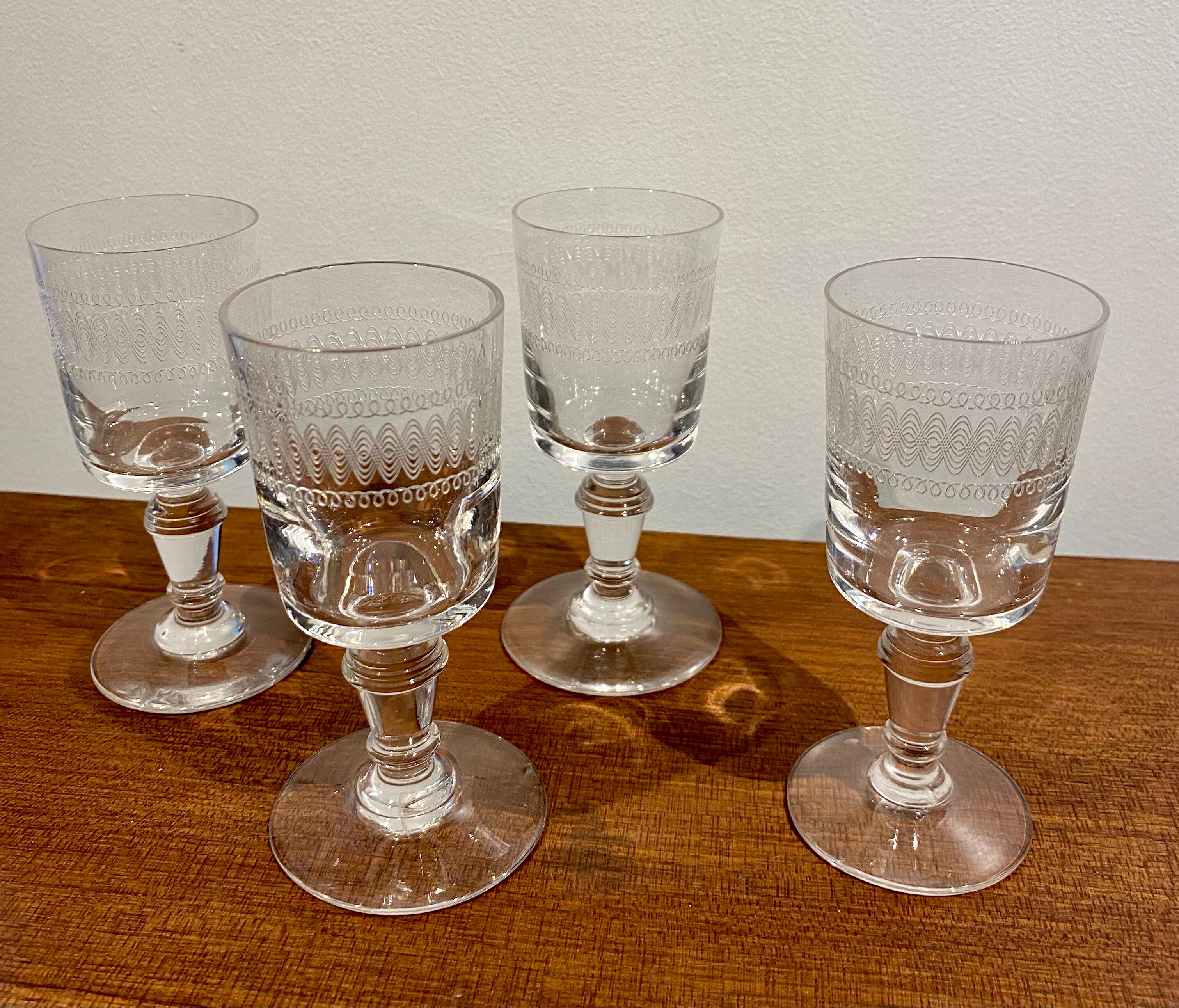 Set of 4 bistro glasses early XX century