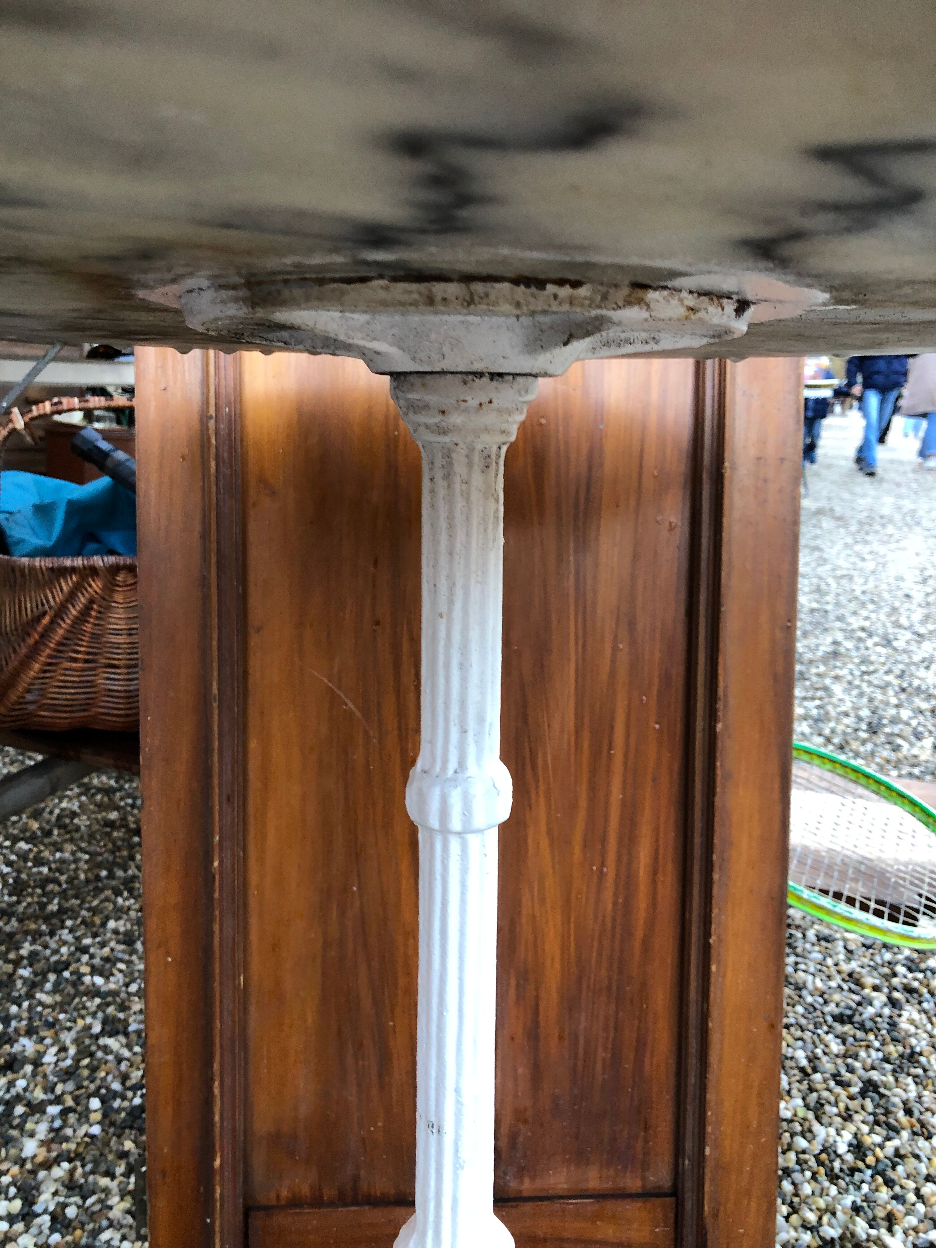 Marble pedestal table bistro