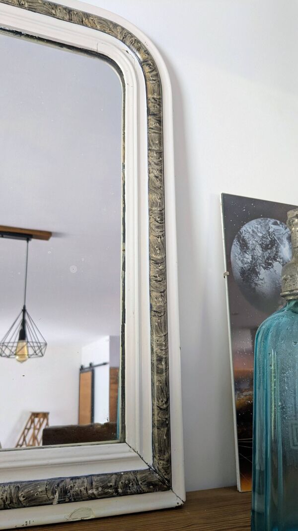 Miroir style Louis-Philippe 64 x 52 cm – Cadre mouluré blanc et marbre