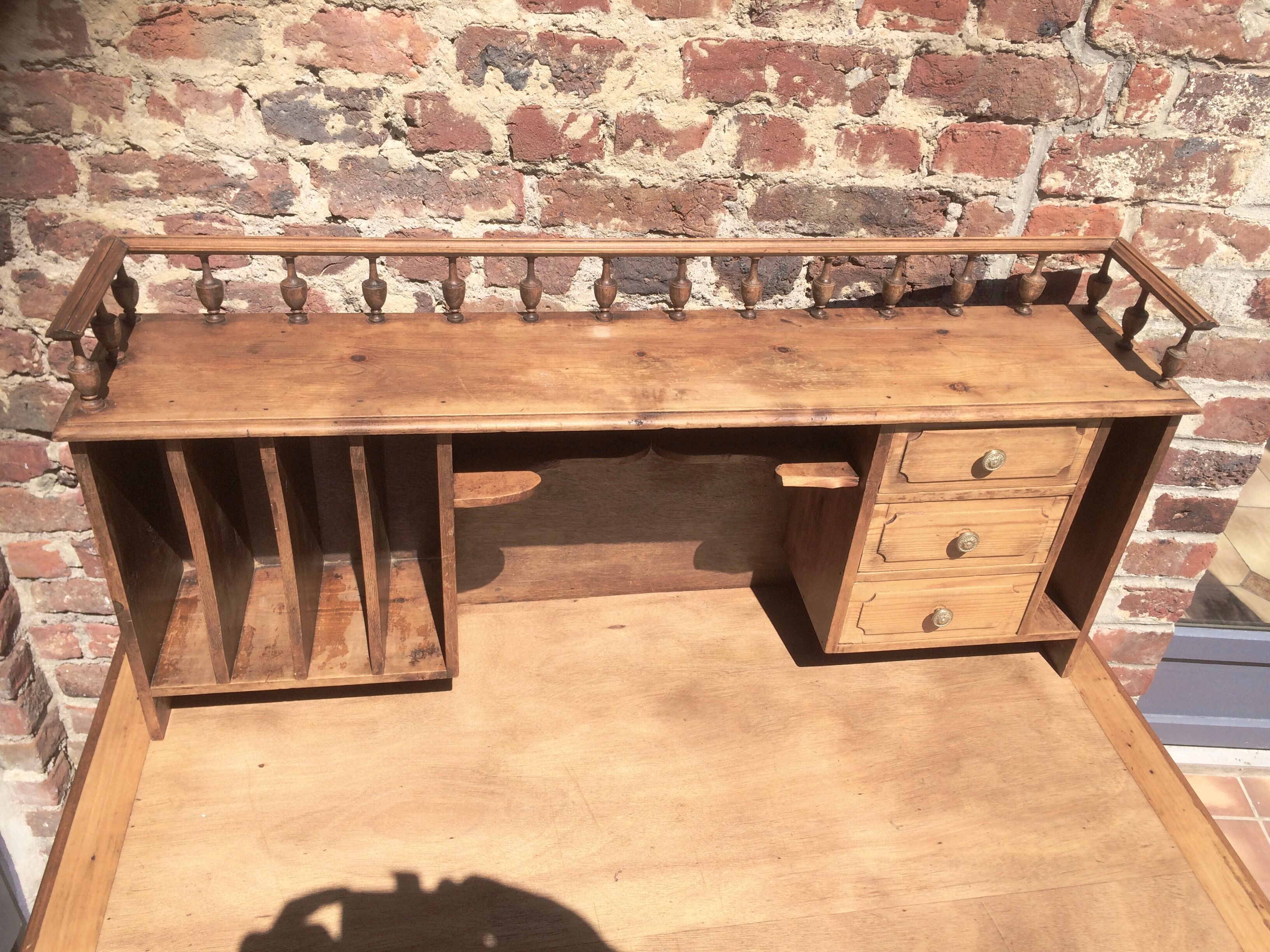 Period office in pitchpin