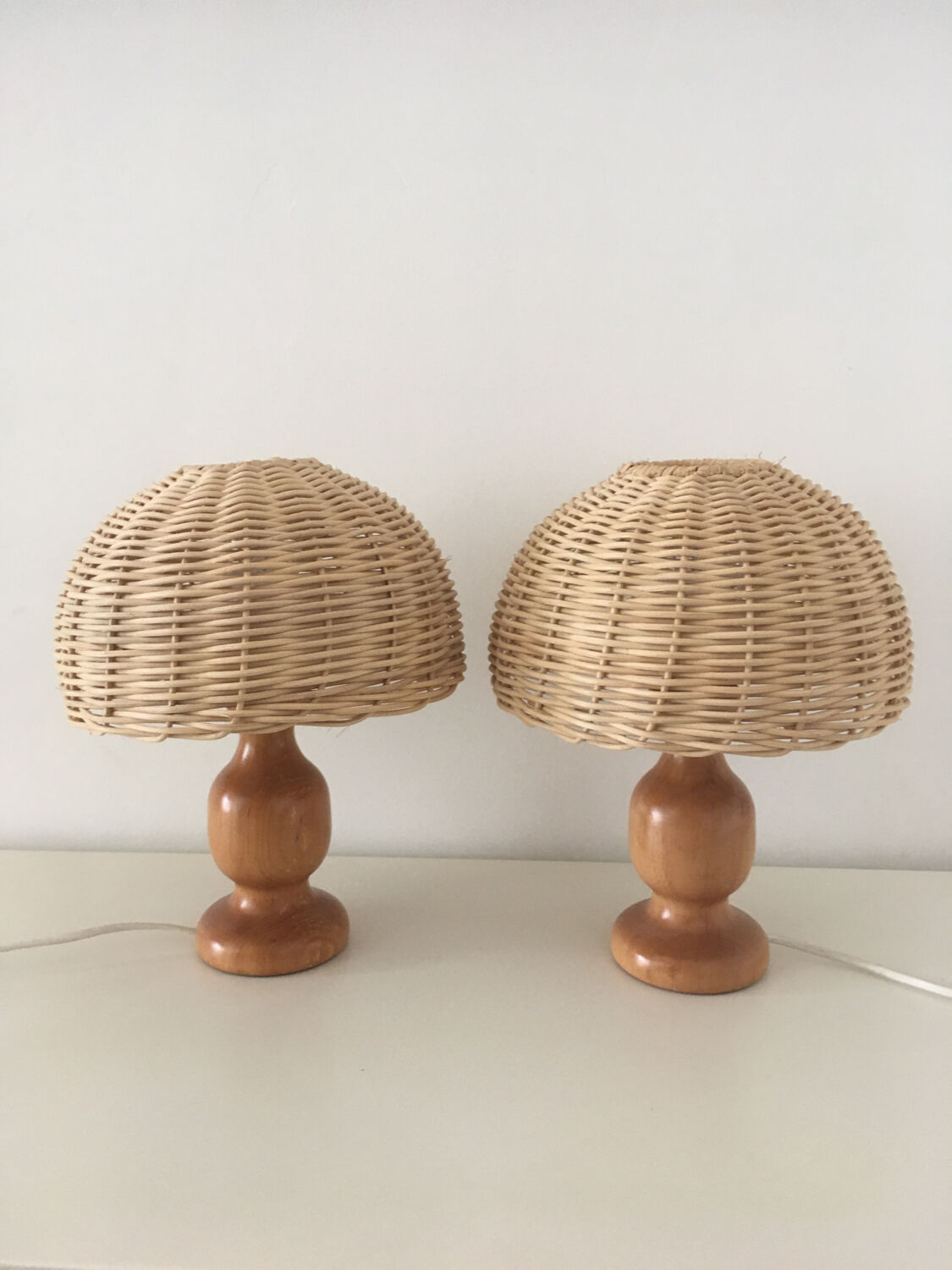 Wicker lamp