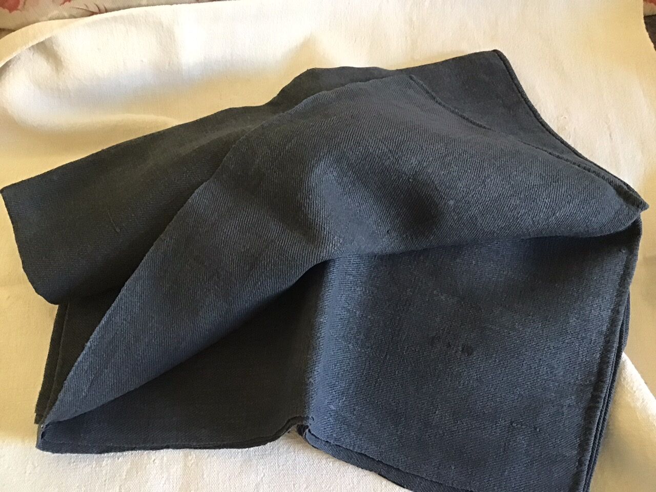 Farmcloth in old dark gray linen