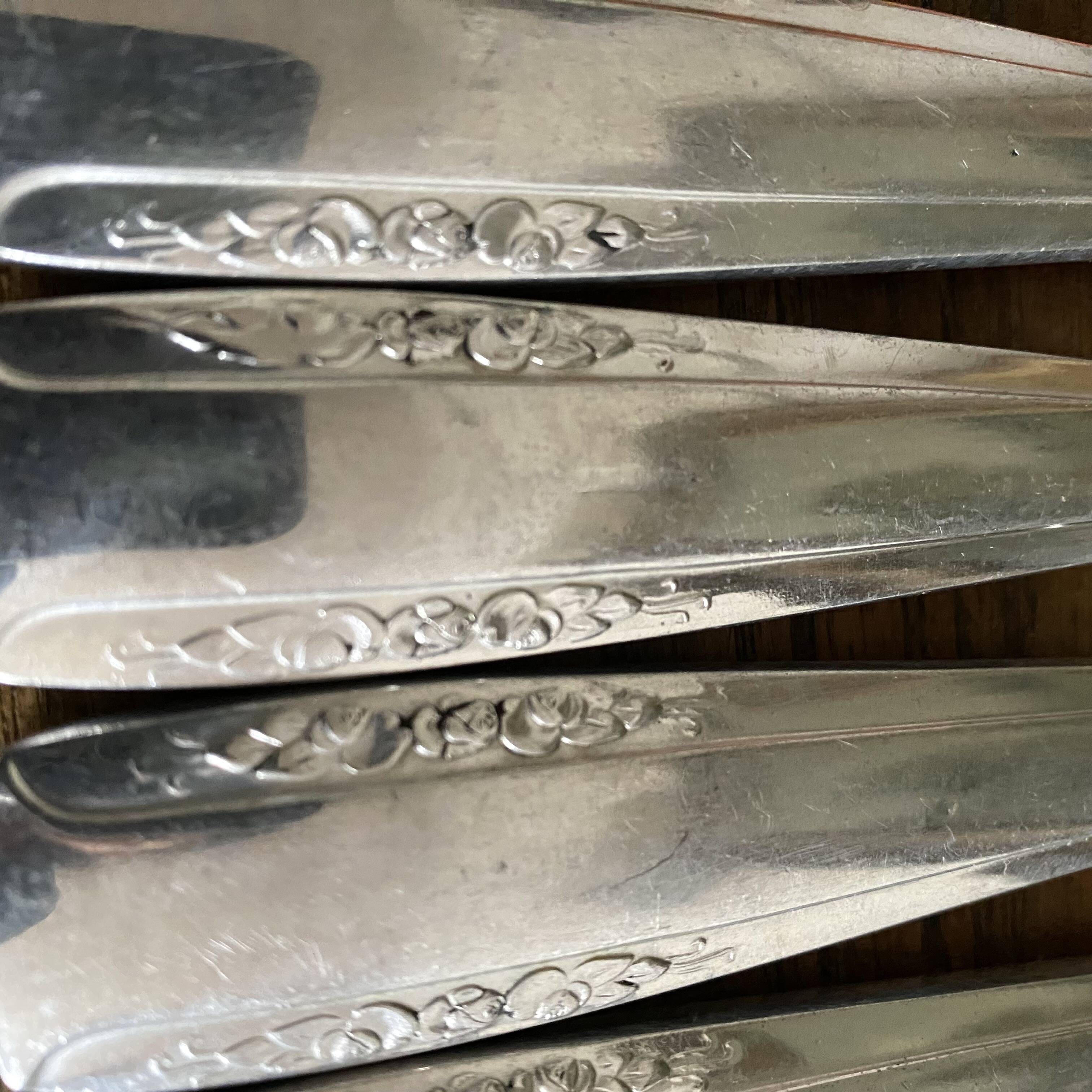 Silver-plated knives with stainless steel blades, Vego brand, 1950s