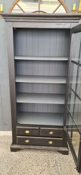 Showcase library patina black a door three drawers