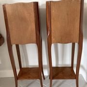 Pair of small tales of bedside wood marquetairie
