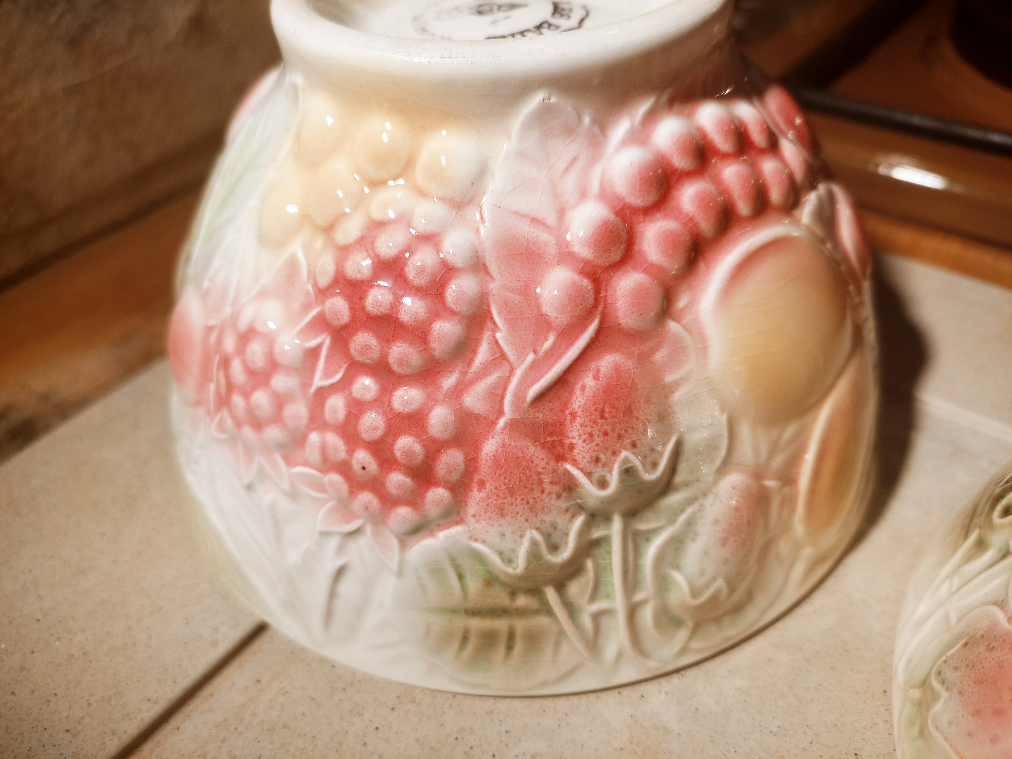 Duo of slurry bowls by Salins