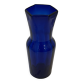 Grand vase vintage en verre coloré bleu indigo Mid Century 1960s 1970s italie encolure hexagonale