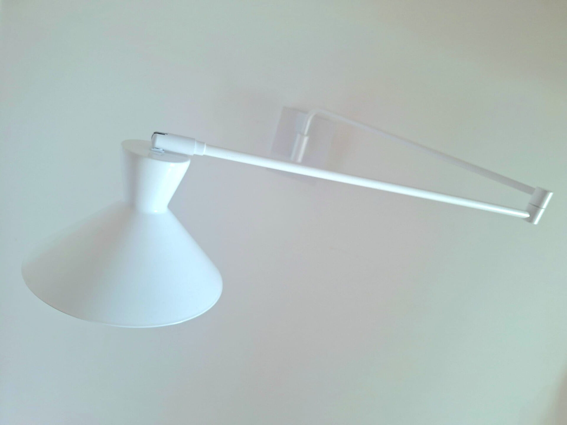 Applique articulée, Voltige AMPM, luminaire design