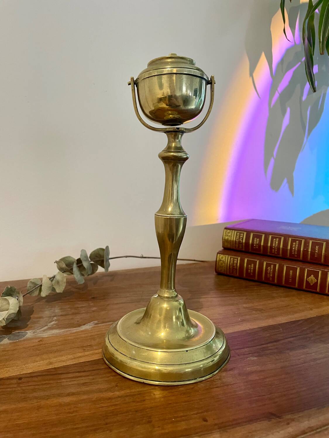 Vintage candle holder