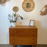 Vintage oak chest of drawers