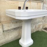 Art deco sink made of earthenware