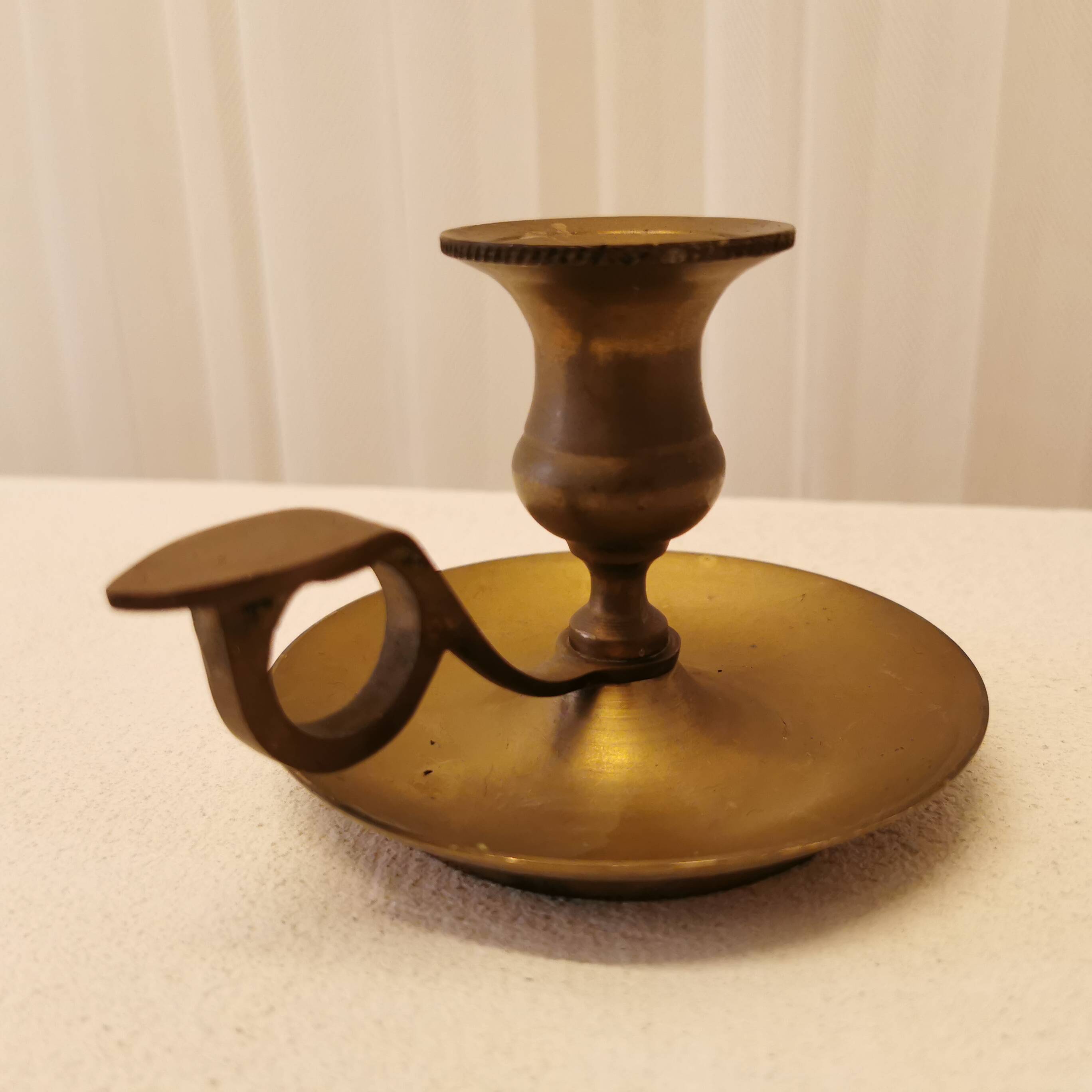 Small hand candle holder
