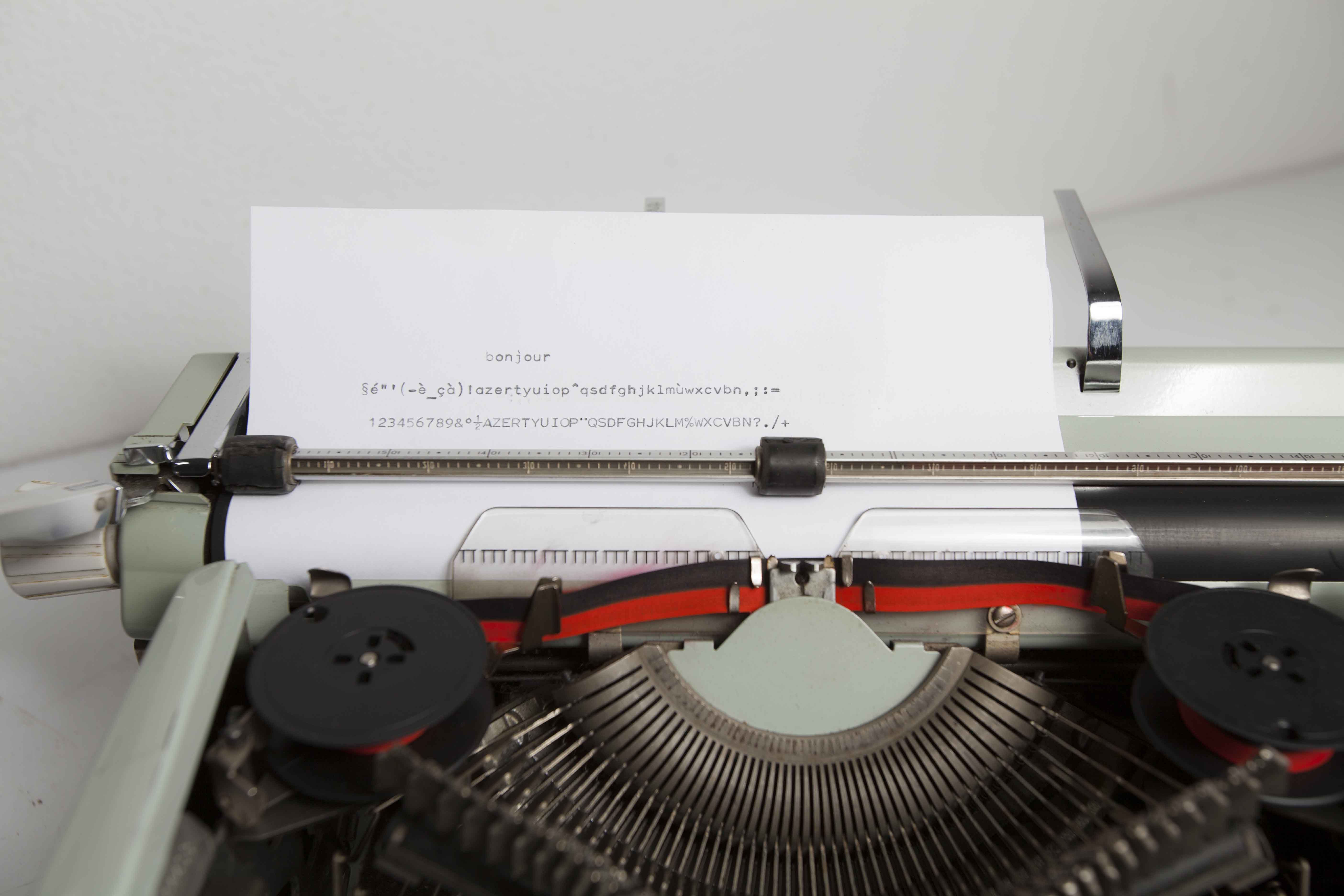 Hermes 3000 typewriter cleaned and tested
