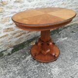 Oval pedestal table