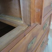 Louis Philippe style chest of drawers with 4 drawers in solid walnut and marble, 1900-1950.