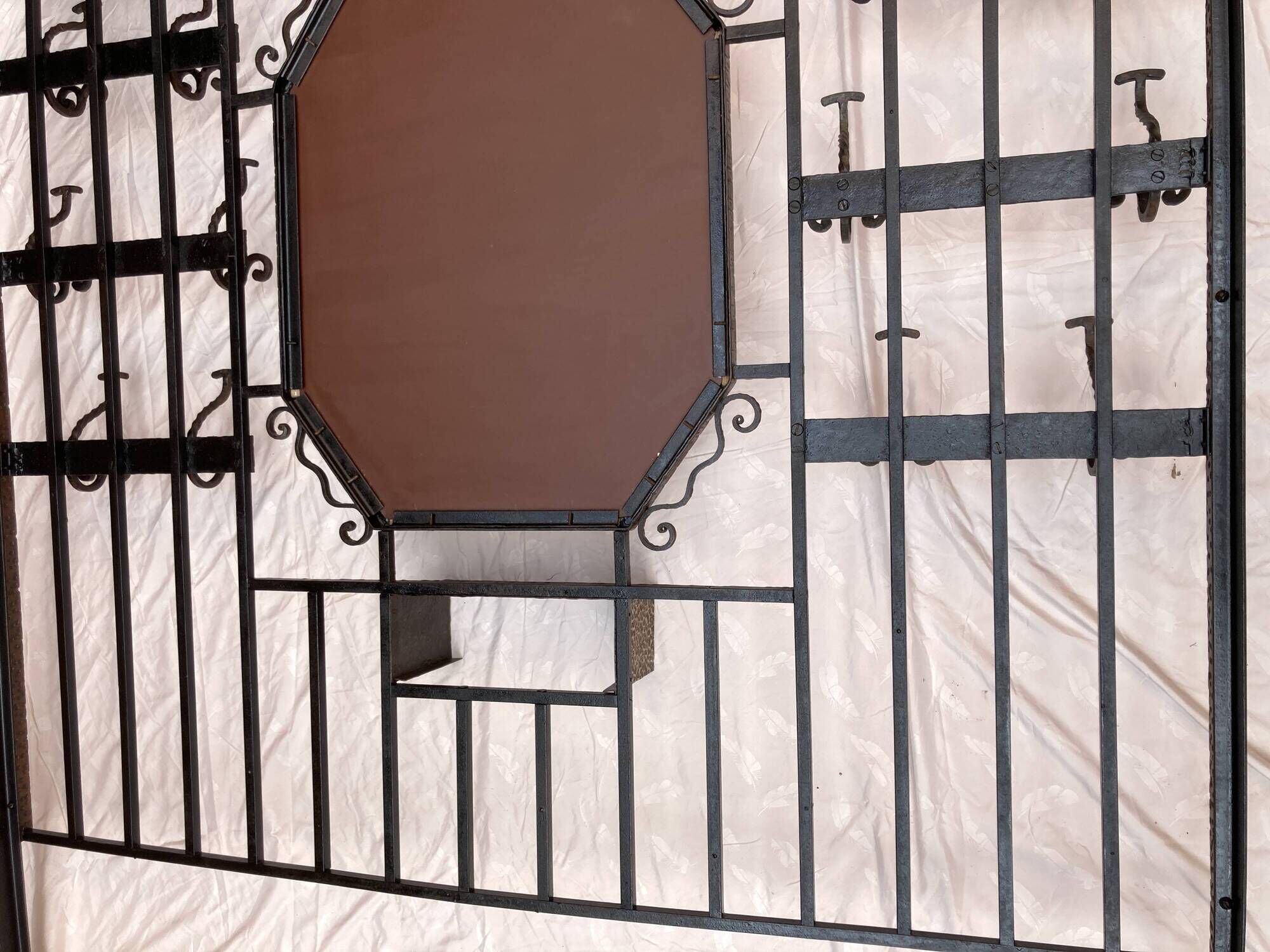 Colonial-inspired Art Nouveau wardrobe – Bevelled mirror 1939