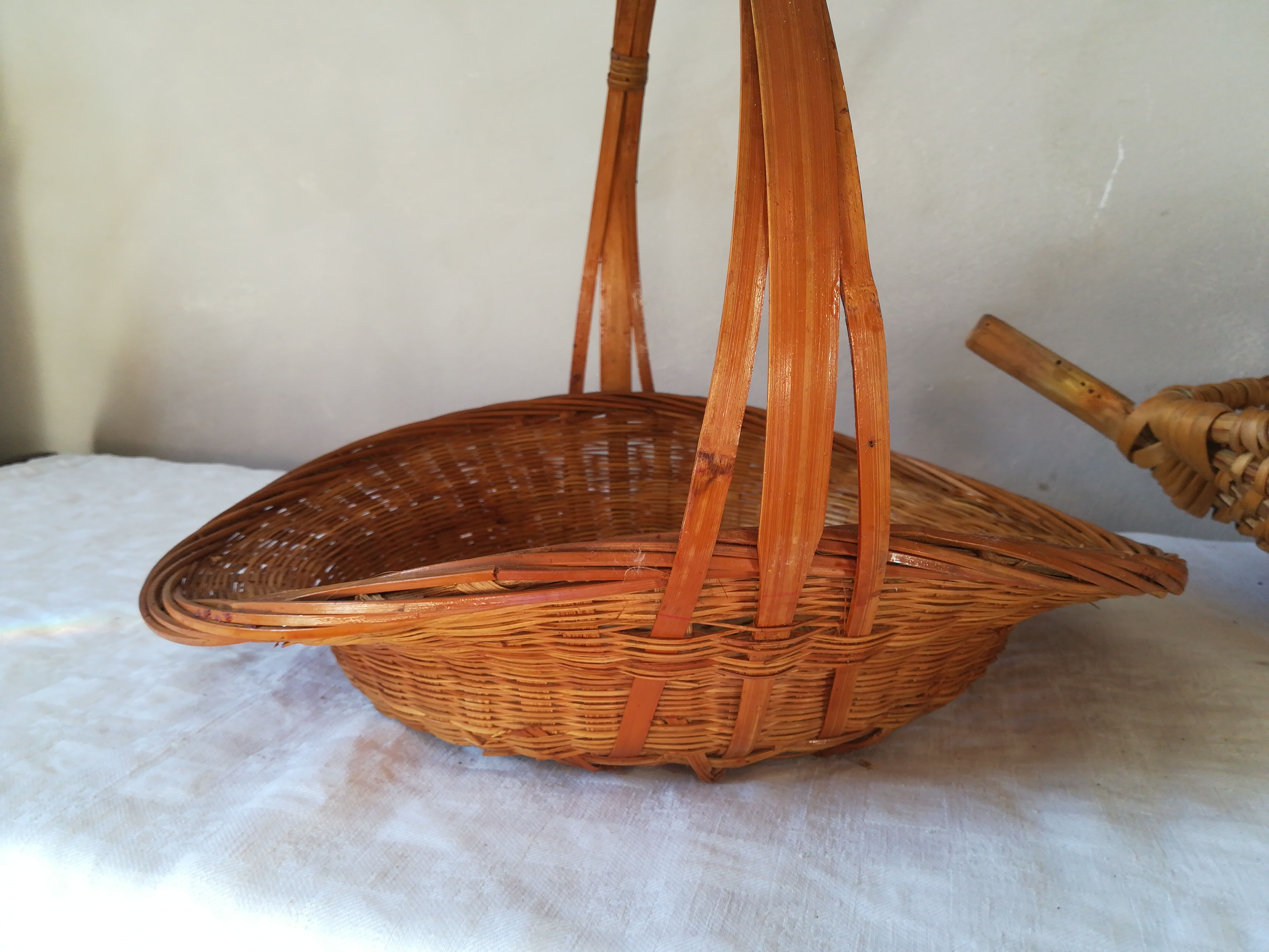 2 baskets