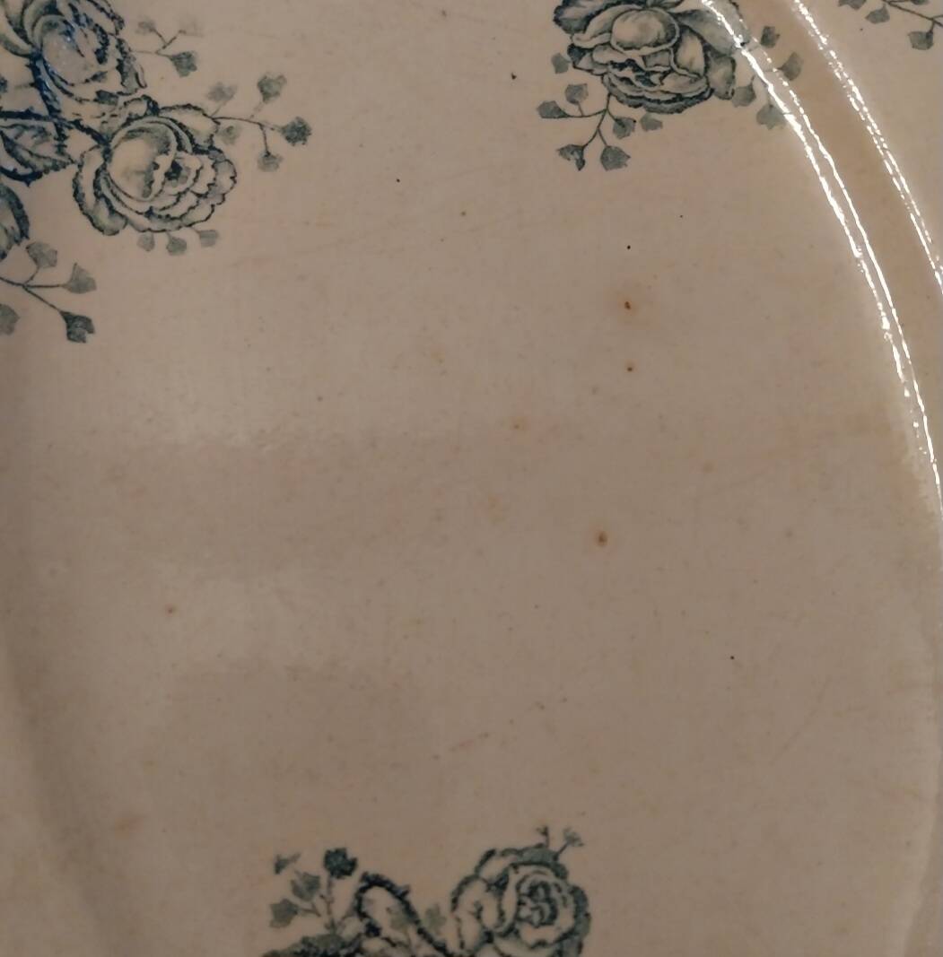 Old oval iron earthenware dish from Castres