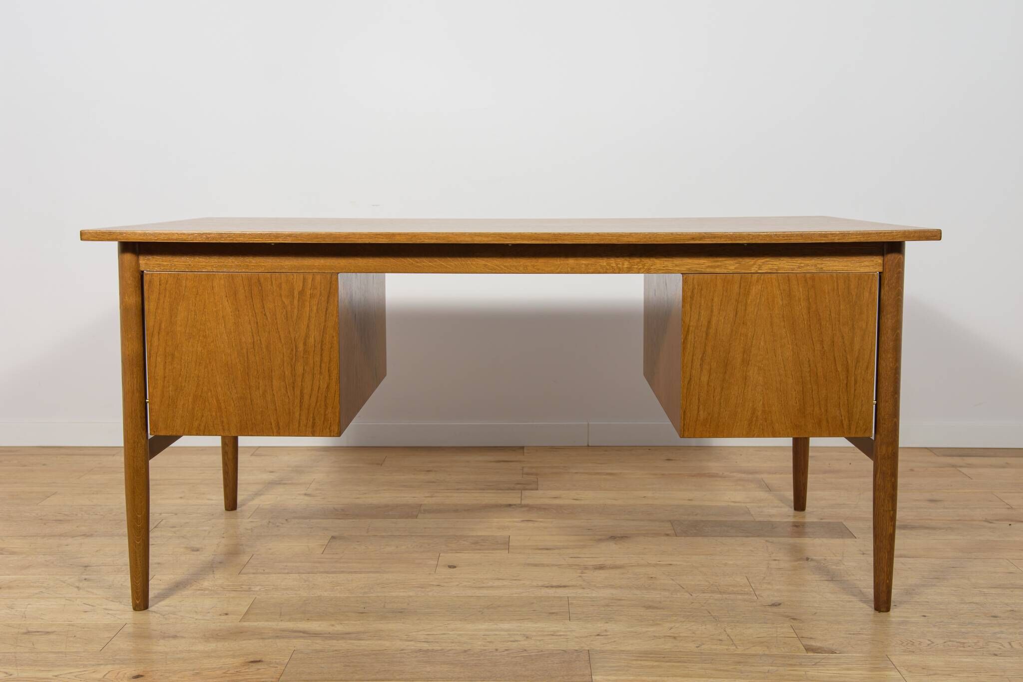 Mid-Century Oak Executive Desk, Denmark, 1960s