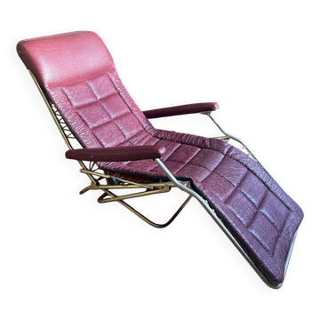 Burgundy chaise longue, 1960