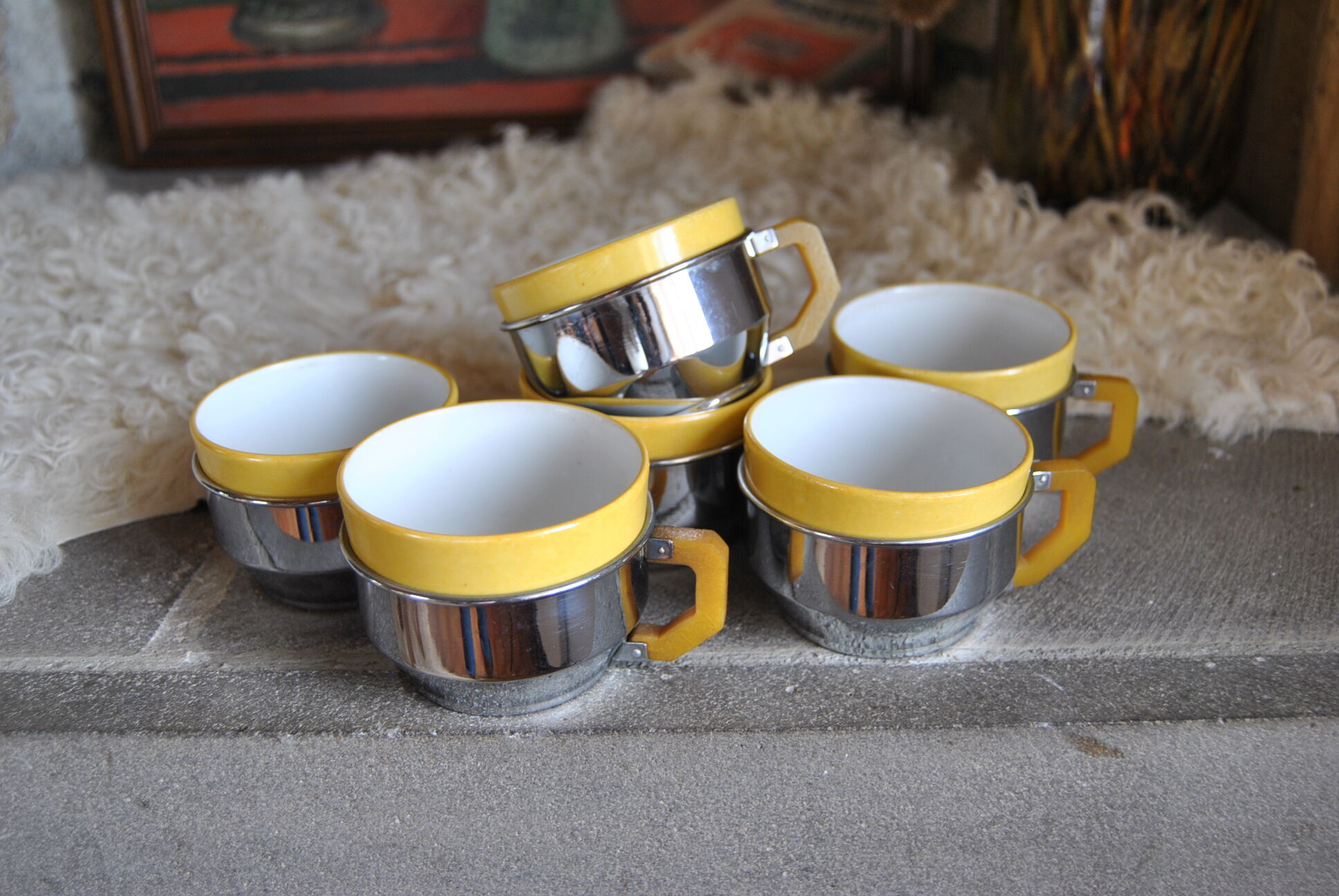 Series of 6 ceramic and stainless steel cups - 70s - Vintage