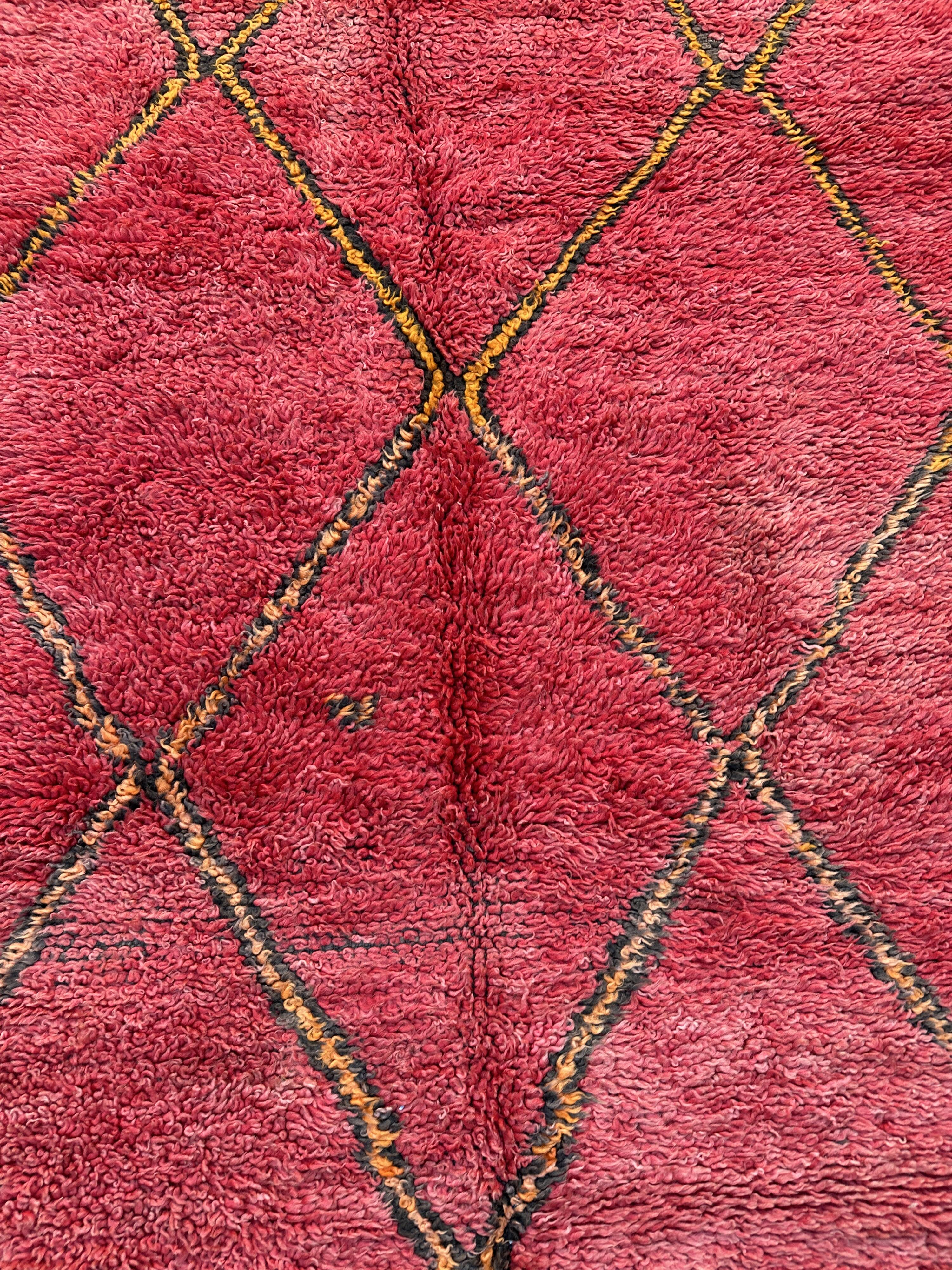 Red Boujad Moroccan rug - 252 x 124 cm