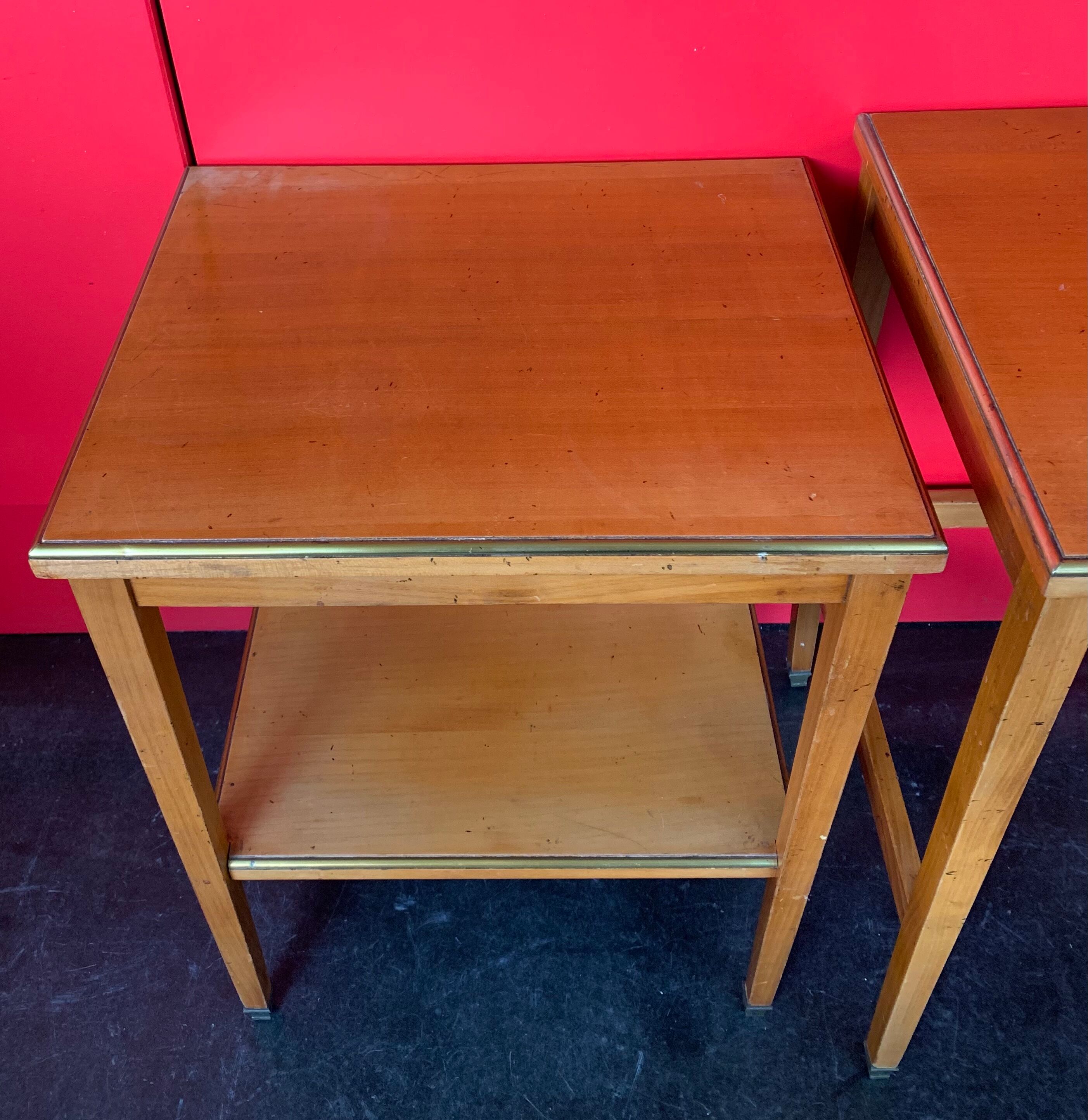 Tables gigognes board style