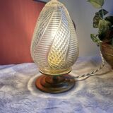Vintage table lamp in chiseled glass - ogive glass globe