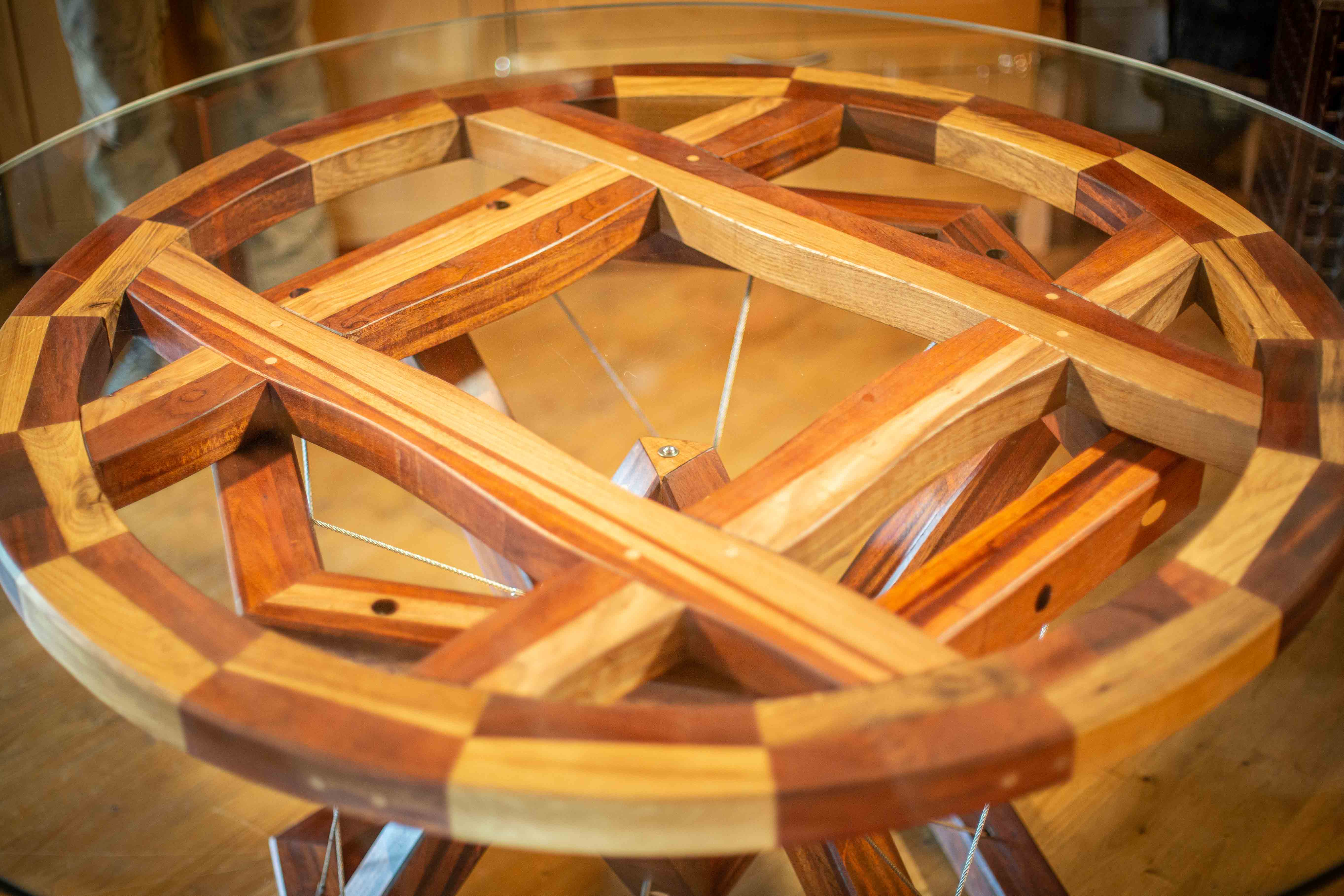 Table tenségrité