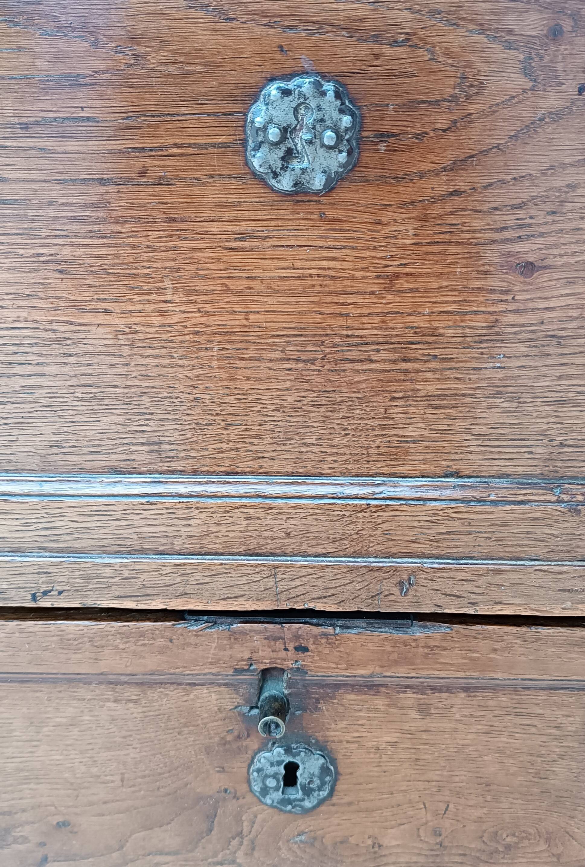 Louis XVI oak chest