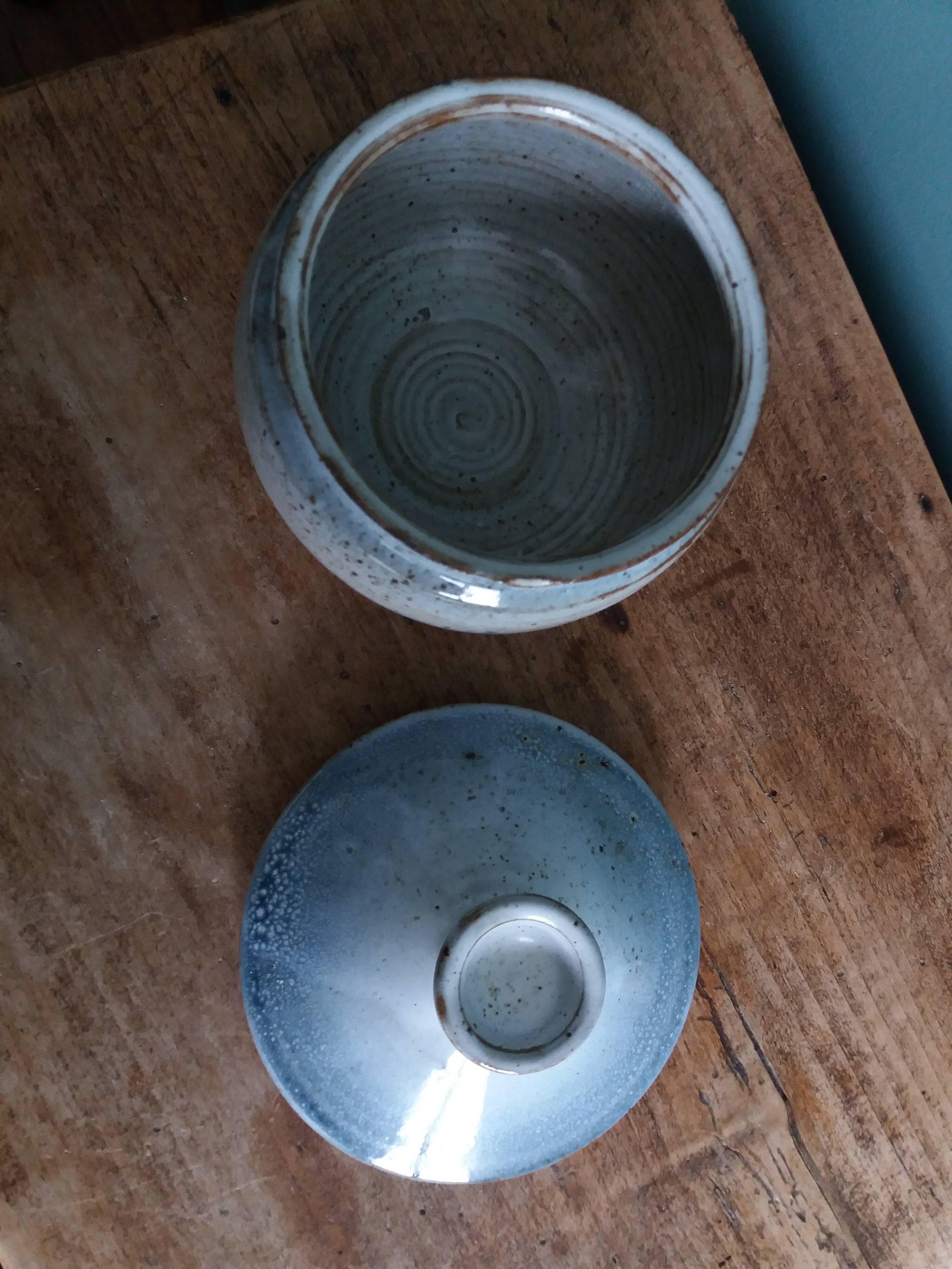 Ceramic pot, signed Atch, Chantal and Thierry Robert