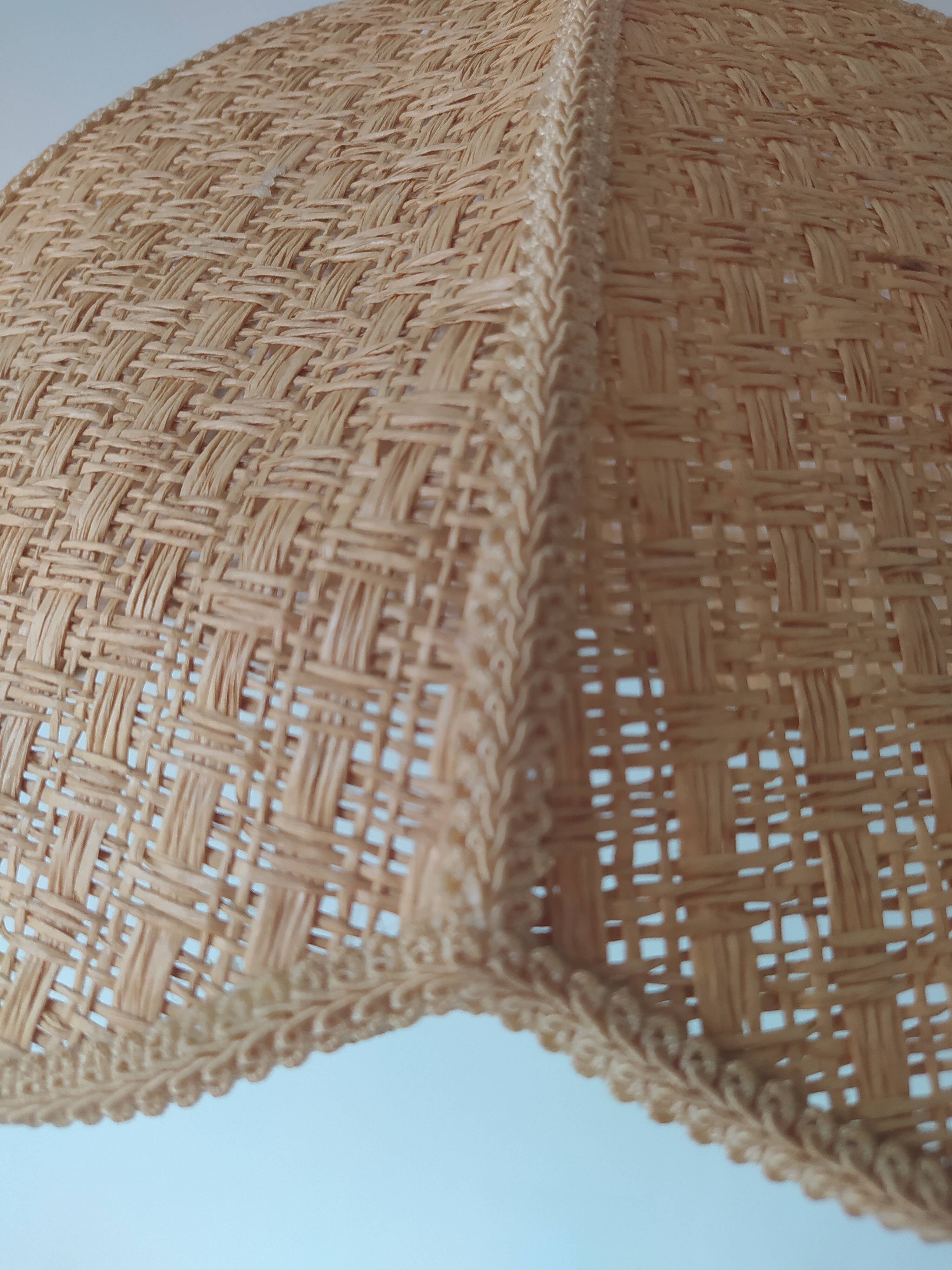 Vintage straw hanging lamp