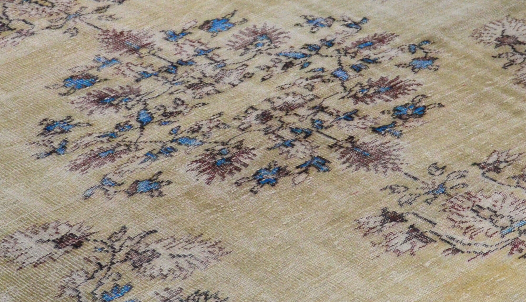 Anatolian handmade vintage rug 276 cm x 177 cm