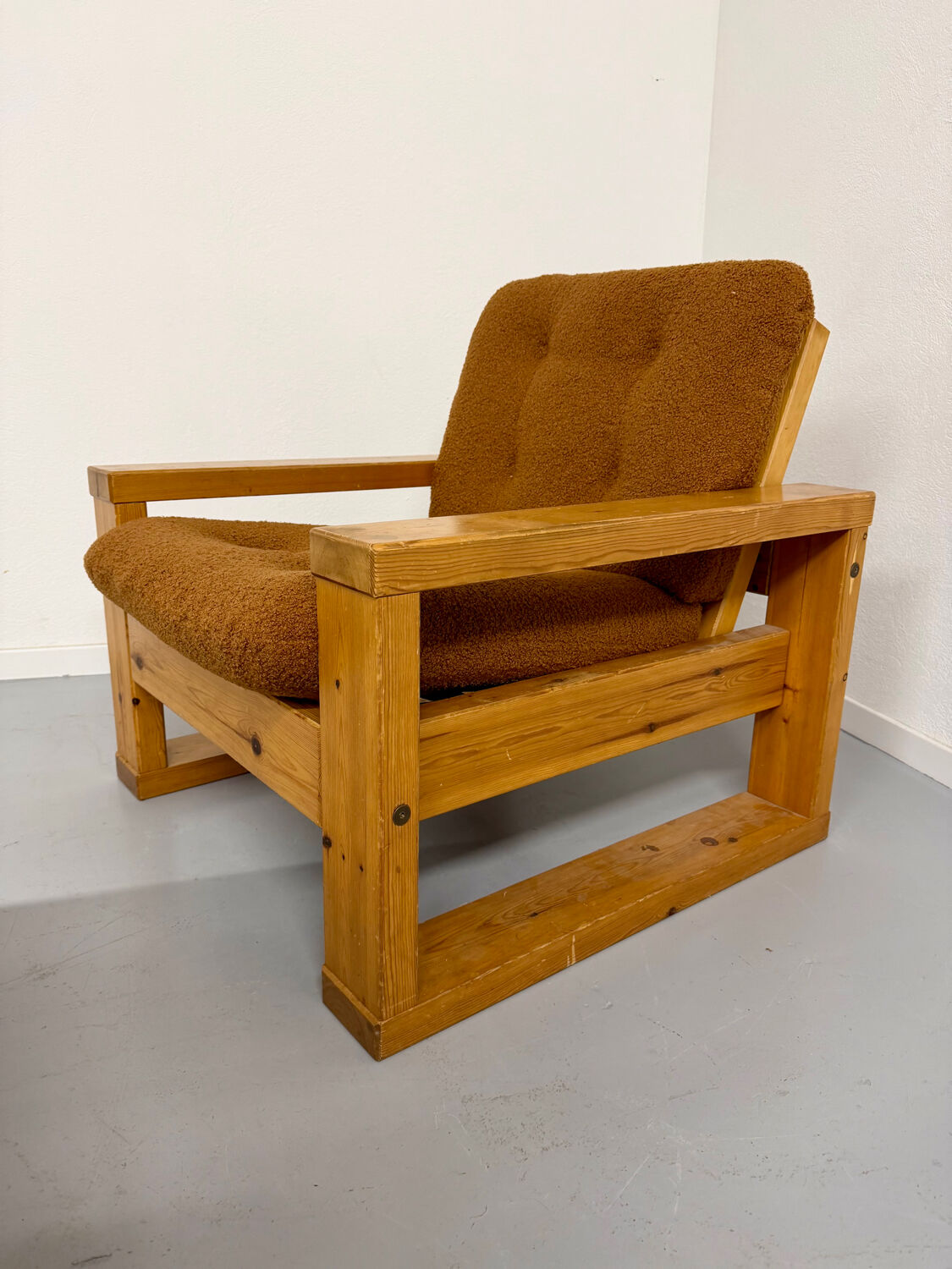 Set of 2 Swedish design pine armchairs by Roland Wilhelmsson, 1970s