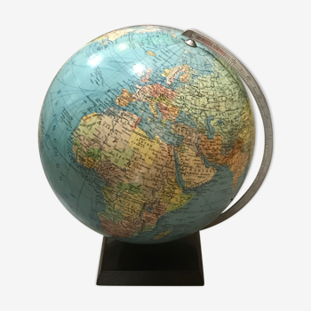 Ancien globe terrestre