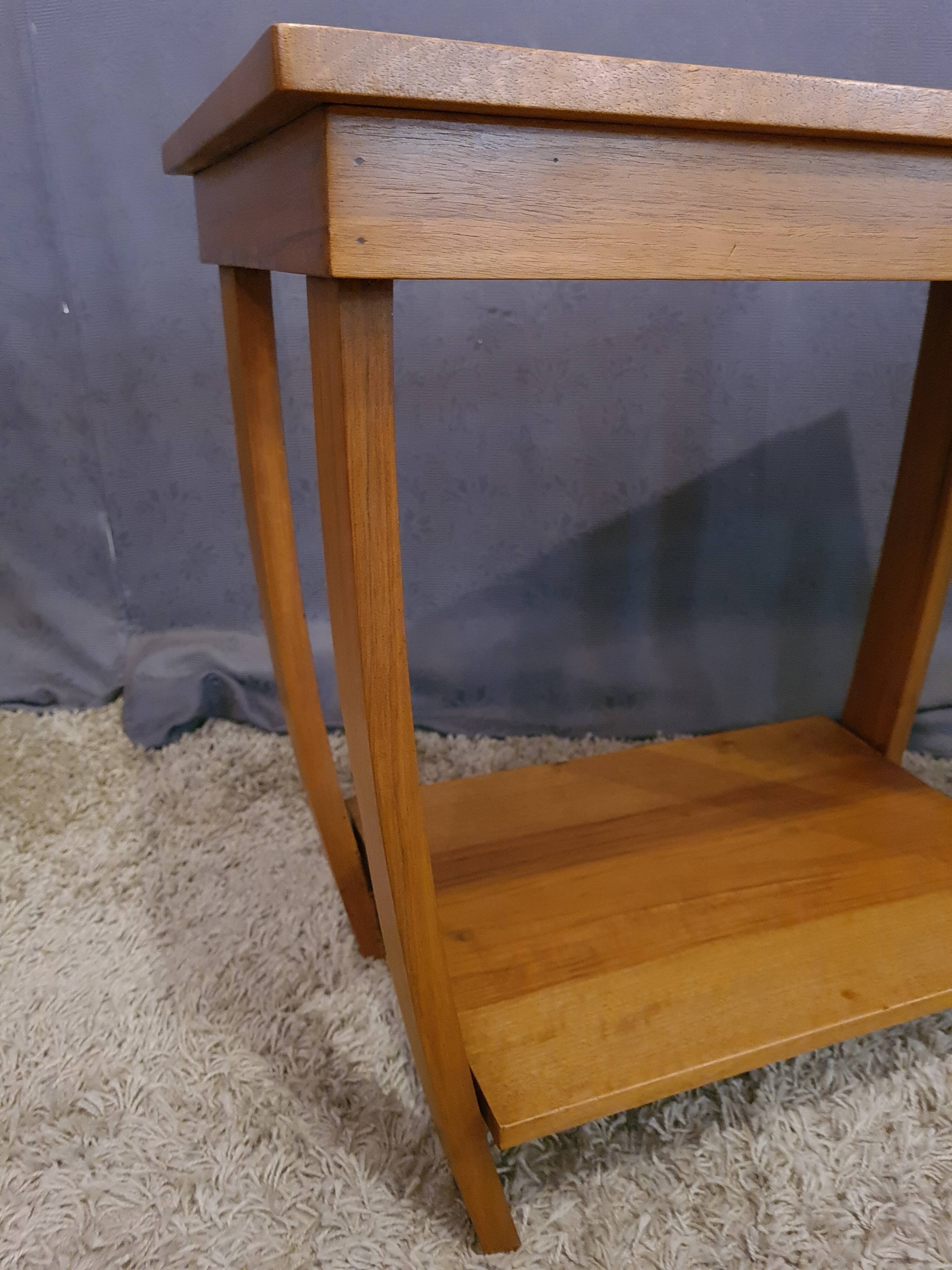 Side table design 50