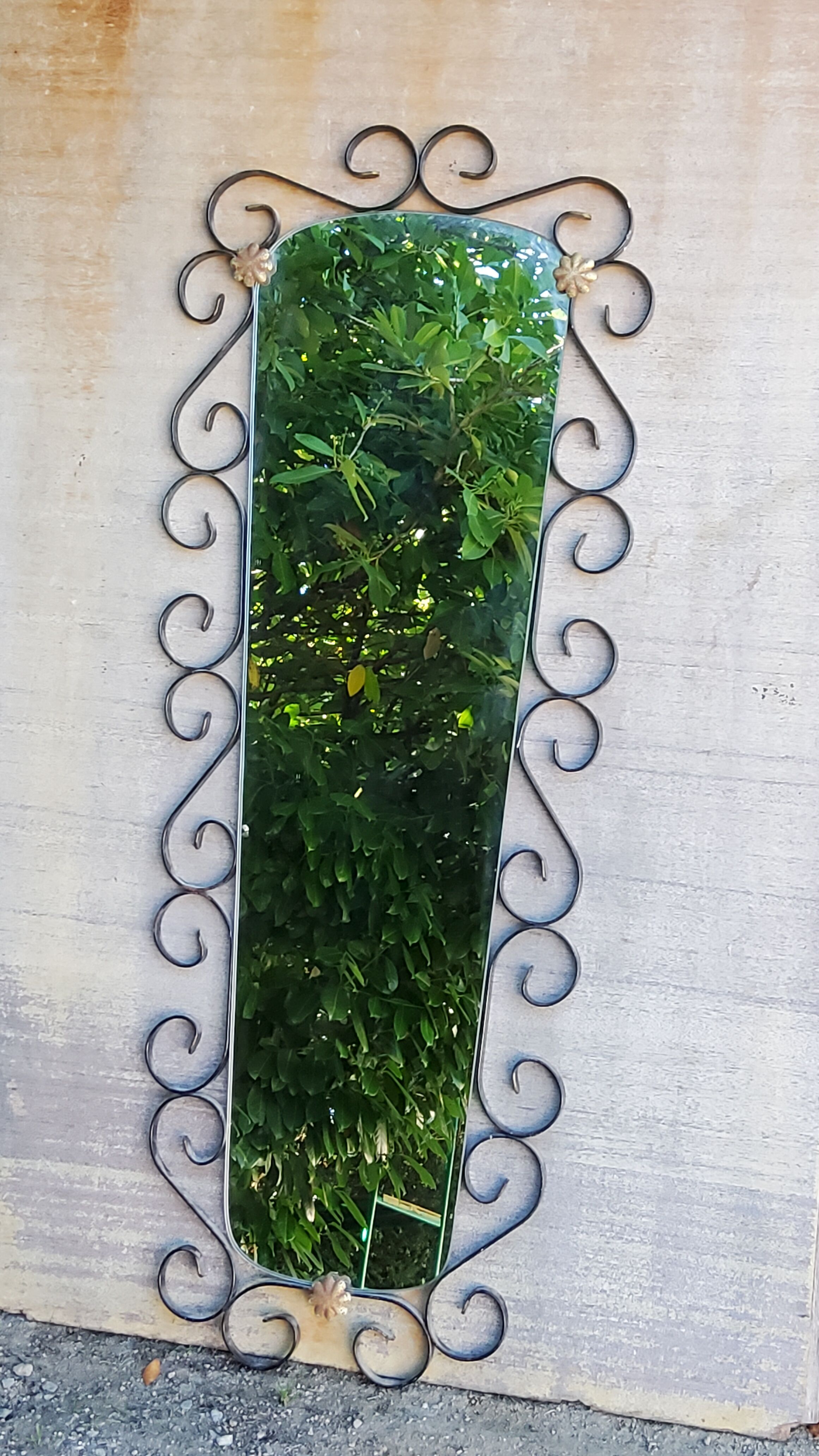 Mirror mirror of the 60s metal black and gold