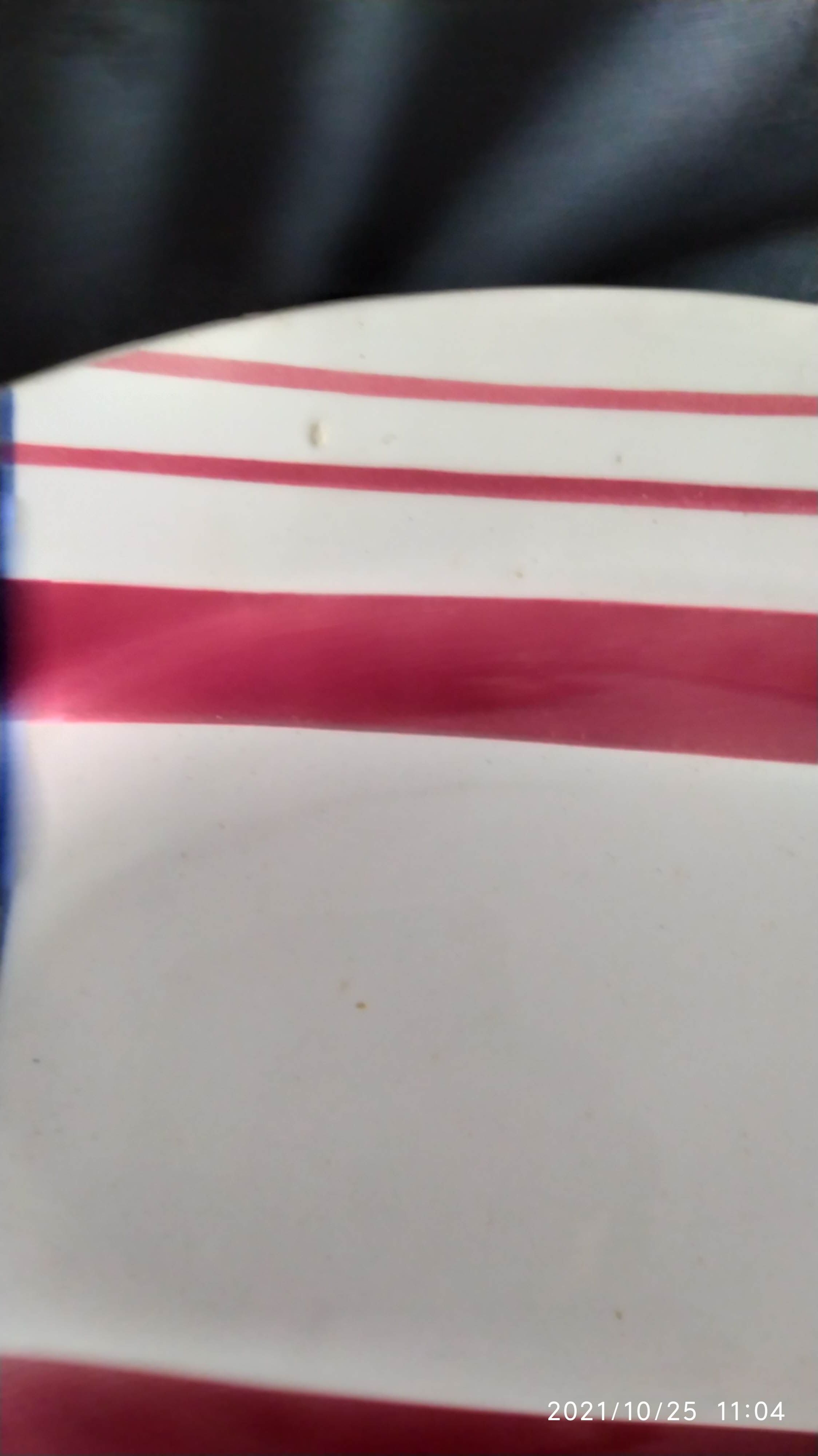 Old serving dish Moulin des Loups