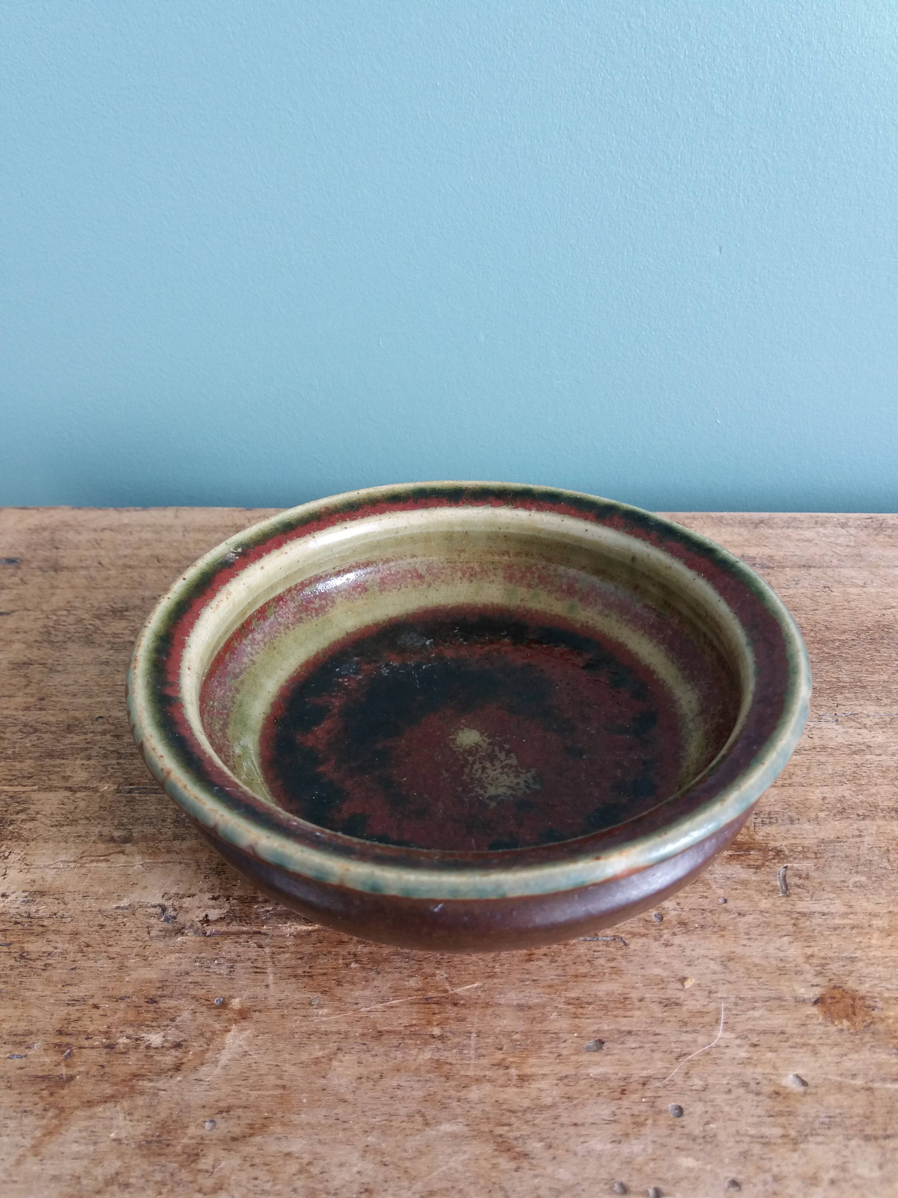 Stoneware bowl signed Fontgombault
