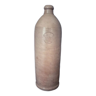 Selters bottle