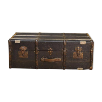 Old suitcase