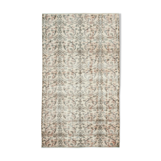 Tapis beige oriental 1970 137 cm x 240 cm