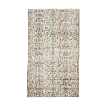 Oriental handmade wool 1970s beige carpet 137 cm x 240 cm