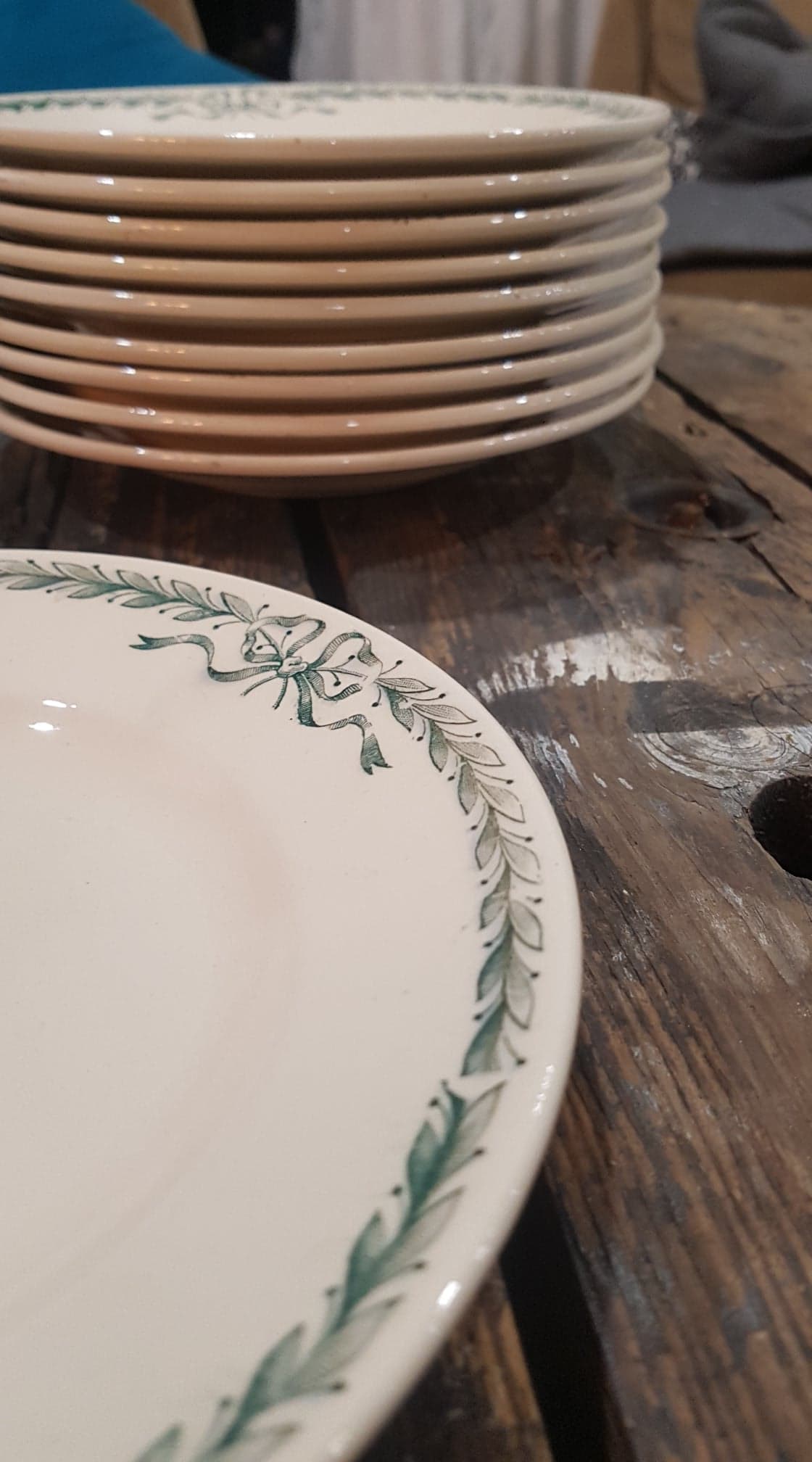 Lot of 10 plates in Terre de Fer Longchamp model Belleville