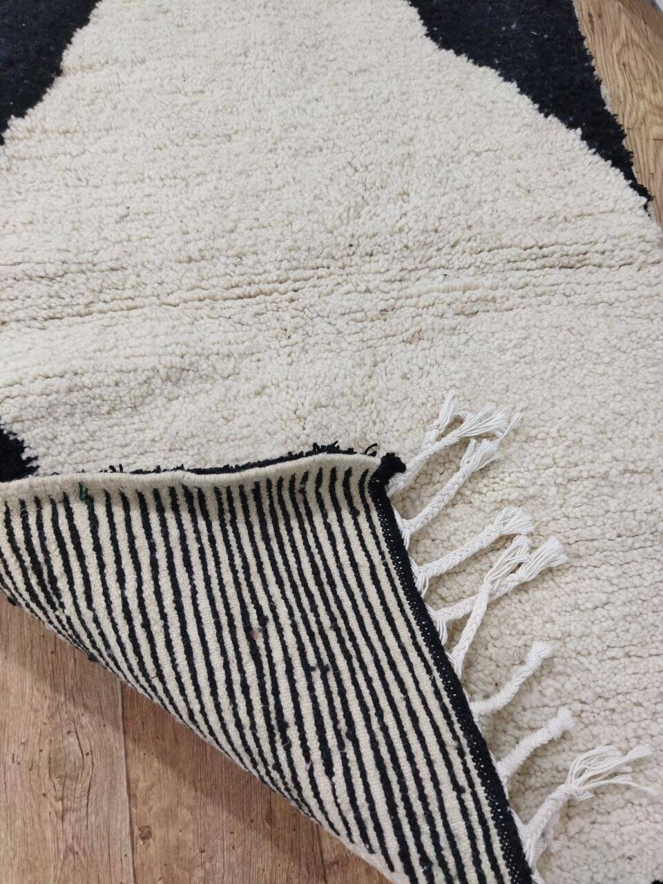 Tapis Berbère Marocain Artisanal 143 X 88 CM