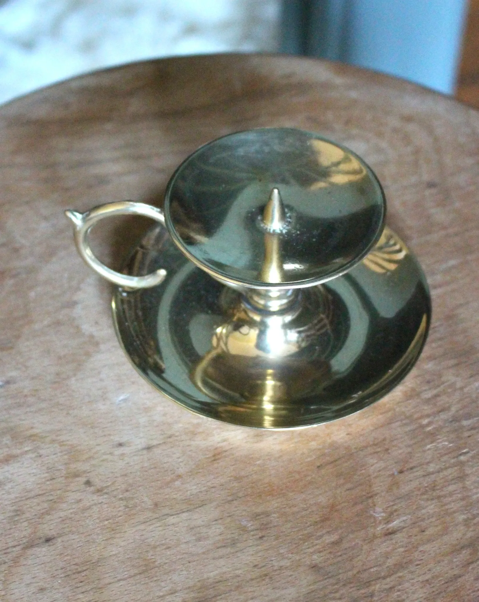 Candle holder rat of the cellar brass candle holder
